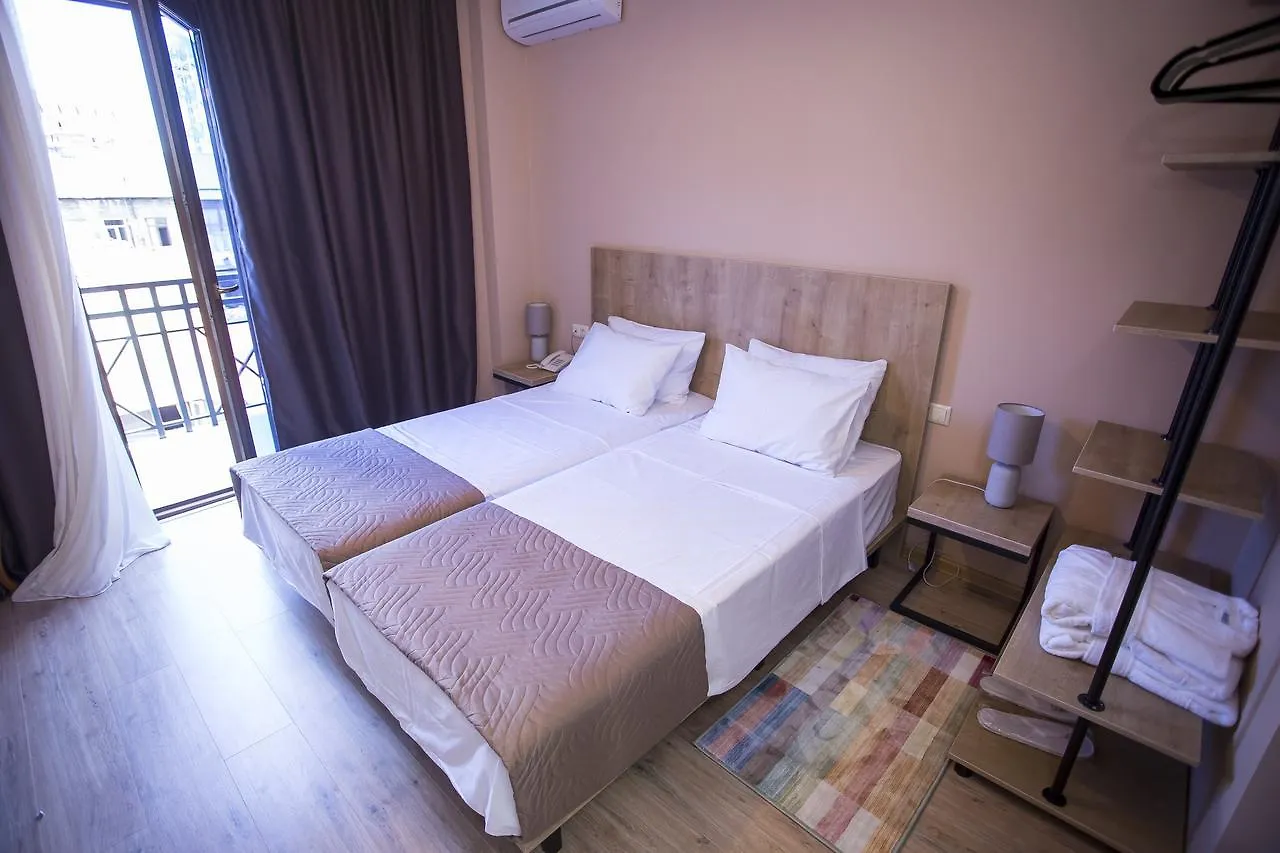 Hotel N16 Batumi Georgien