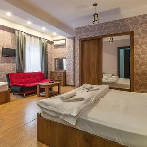 Hotel Dream Sky ***