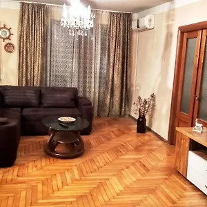 K. Gamsakhurdia St. Апартаменты