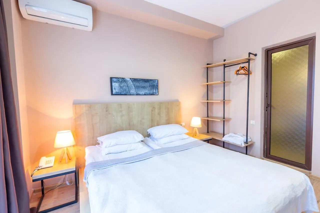 ***  Hotel N16 Μπατούμι Γεωργία